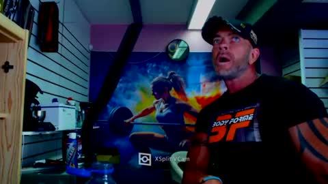 fabxxxl online show from August 13, 9:34 am