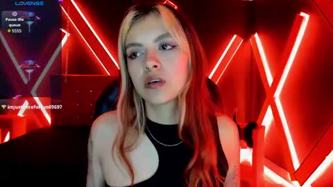 fabzy online show from August 7, 5:02 pm