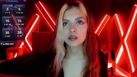 fabzy online show from August 10, 2:29 pm