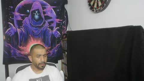 Mark online show from July 31, 12:44 pm