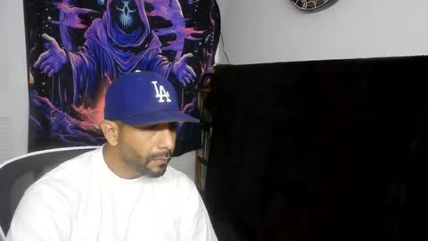 Mark online show from August 7, 9:09 am