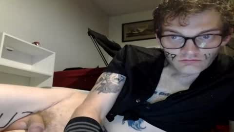 faeemmafawkes online show from August 1, 5:57 am