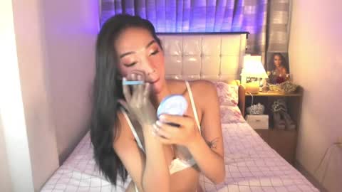 faelore online show from July 28, 5:41 pm