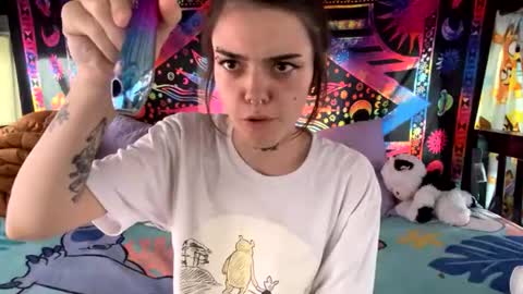 faerienugs online show from July 10, 8:03 pm