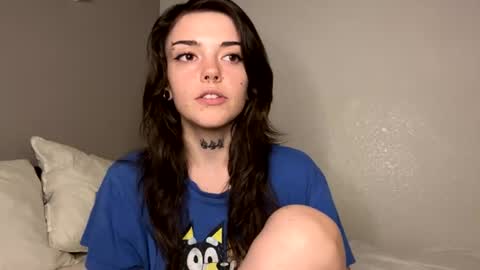 faerienugs online show from July 27, 1:33 am