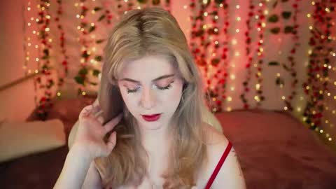 Vi  online show from March 10, 3:53 pm