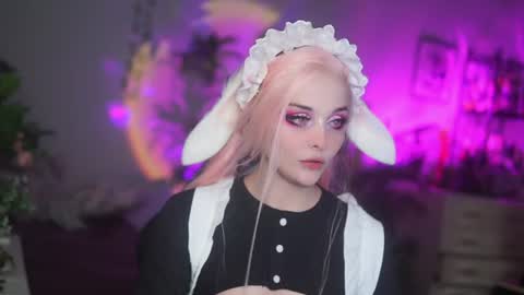 faith_chan online show from June 16, 2:32 am