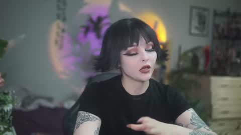 faith_chan online show from June 21, 7:15 pm