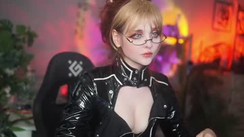 faith_chan online show from July 3, 2:57 am