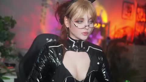 faith_chan online show from July 3, 4:03 am
