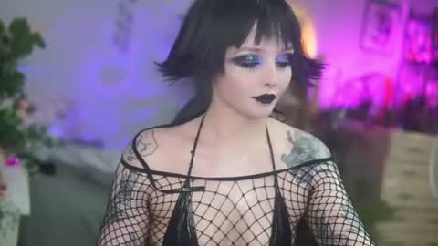 faith_chan online show from July 18, 4:35 am