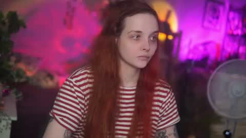 faith_chan online show from July 19, 4:25 am