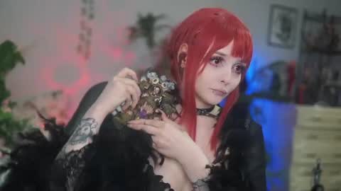 faith_chan online show from August 12, 4:26 am