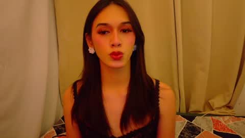 fakaratchbabes online show from August 11, 5:48 pm