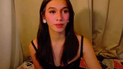 fakaratchbabes online show from August 14, 8:45 pm