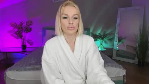 Lana online show from July 23, 4:37 am