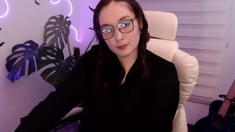 OF fallenag 1 online show from August 18, 12:49 am