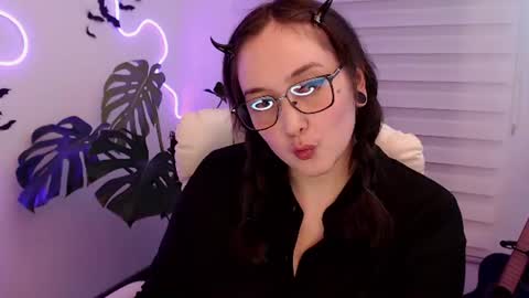 OF fallenag 1 online show from August 18, 3:01 am