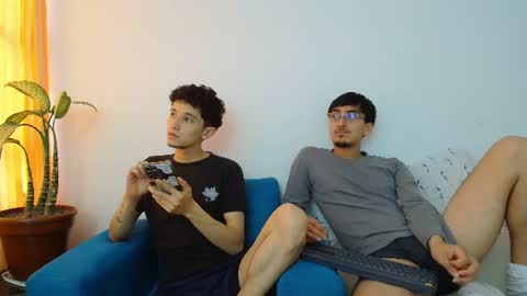 FallGays online show from July 22, 5:04 pm