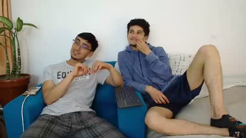 FallGays online show from August 6, 3:38 am