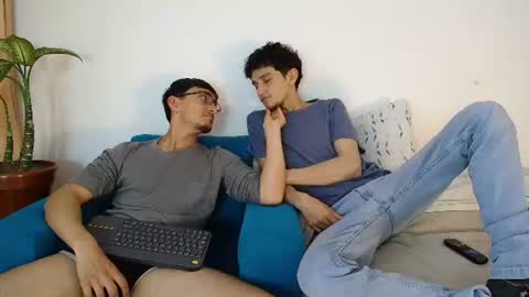 FallGays online show from August 15, 3:32 am