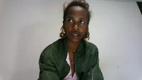 fallinah01 online show from August 9, 4:13 am