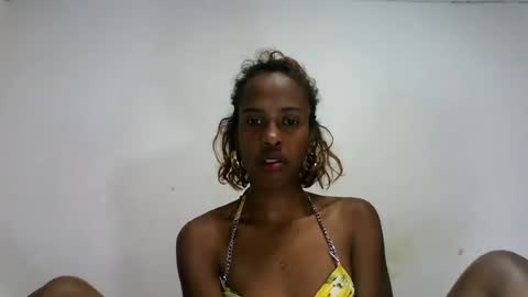 fallinah01 online show from August 11, 10:50 am