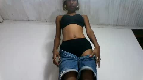 fallinah01 online show from August 11, 4:42 pm