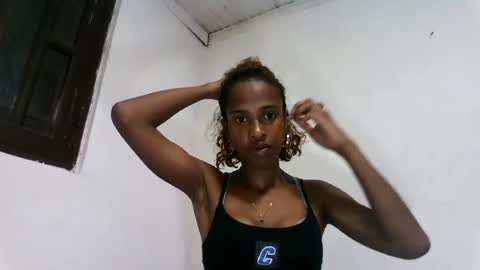 fallinah01 online show from August 14, 6:55 pm