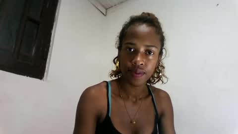 fallinah01 online show from August 15, 3:32 am