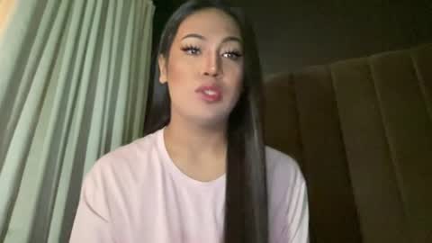 callmecindy online show from August 5, 8:01 am