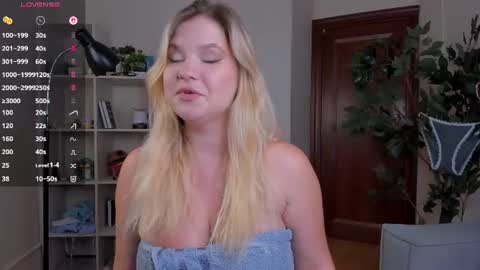 Sofia  online show from August 8, 9:42 am