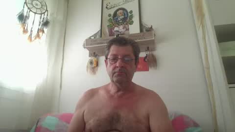 falushp online show from June 26, 1:47 pm