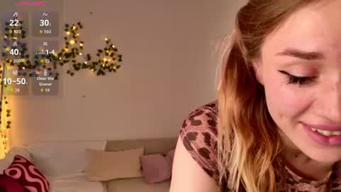 fancyamelia online show from August 11, 8:27 am