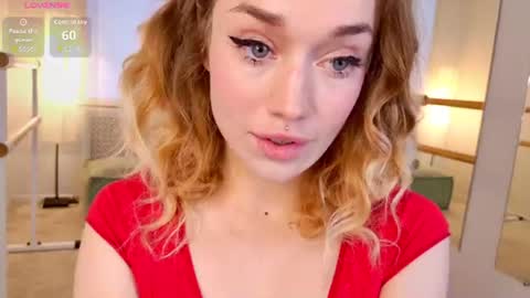 fancyamelia online show from August 15, 8:51 am