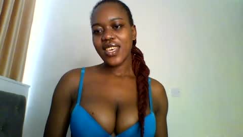 fancyfingers_ online show from July 7, 11:47 am