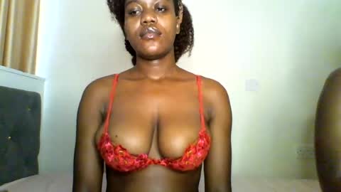 fancyfingers_ online show from July 20, 7:11 am