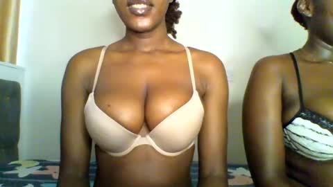 fancyfingers_ online show from August 12, 5:32 am