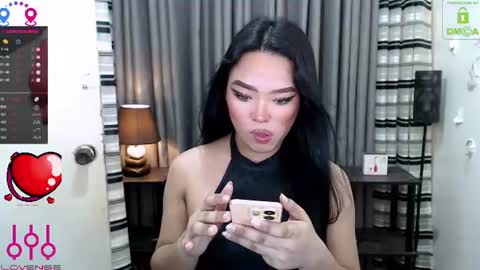 ITYS ME MONA online show from July 30, 1:07 pm