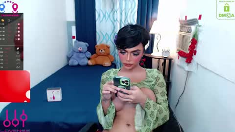 Yasi online show from August 15, 12:58 am