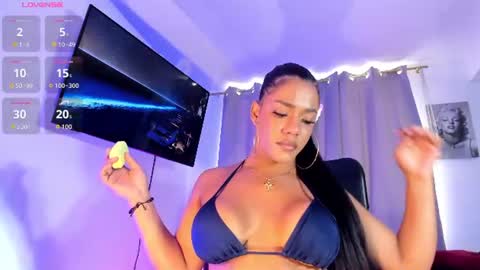 fantassyfenty online show from July 19, 1:24 pm