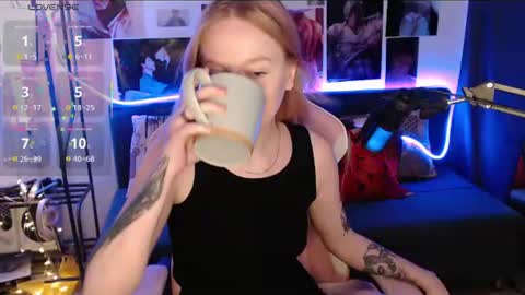 Lisa online show from July 24, 3:26 pm