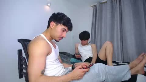 farid_24 online show from August 15, 5:44 am
