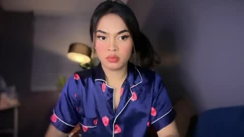 Farrah Ngosh online show from July 17, 9:48 pm
