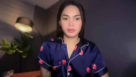 Farrah Ngosh online show from July 18, 9:38 pm