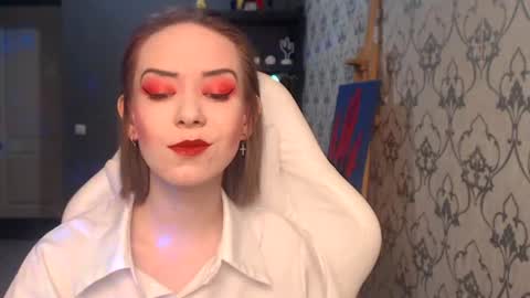 Fascinating   Eyes online show from July 24, 7:06 pm