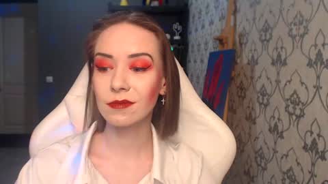 Fascinating   Eyes online show from July 24, 9:18 pm
