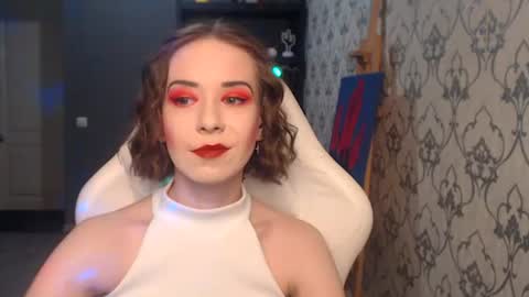 Fascinating   Eyes online show from July 26, 9:09 pm
