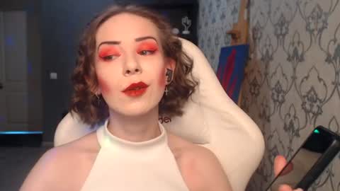 Fascinating   Eyes online show from August 2, 5:47 am