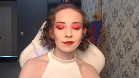 Fascinating   Eyes online show from August 2, 7:59 am